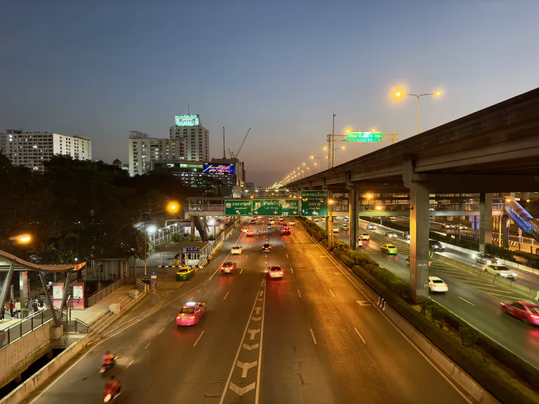 Vibhavadi-Rangsit -tie